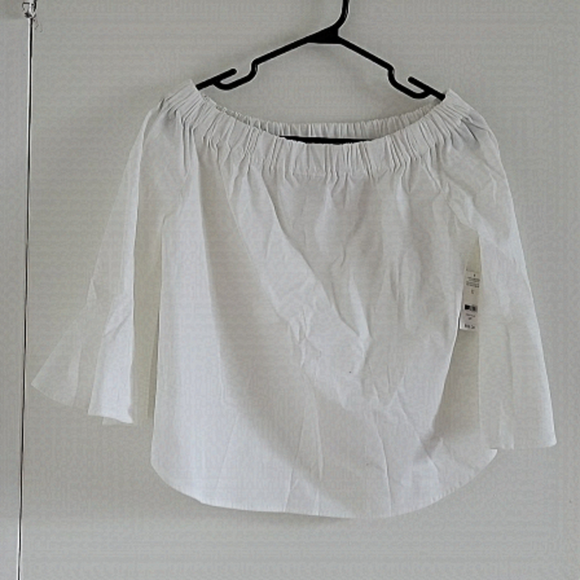 Lord & Taylor Tops - NWT Lord&taylor Off Shoulder Bell Sleeves Top S